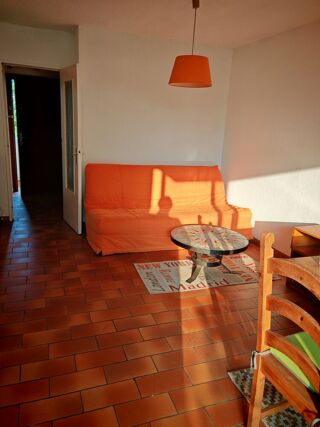  Appartement à louer 1 pièce 33 m²