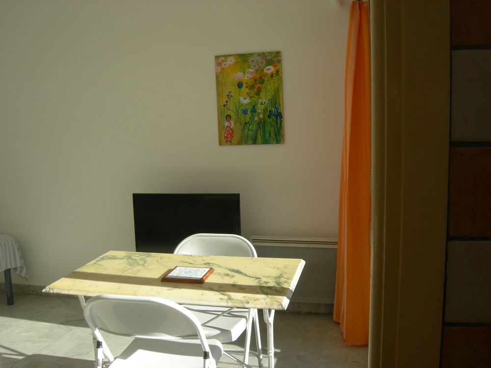   Beau studio et garage  5 min  pied des plages Provence-Alpes-Cte d'Azur, Nice (06200)