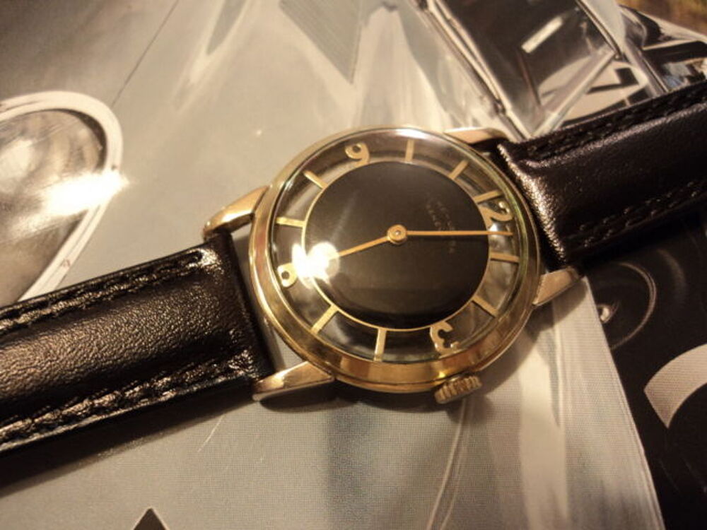 Favre-Leuba Jaeger LeCoultre demi-squelette vers 70
Bijoux et montres