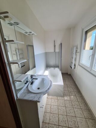  Maison à louer 5 pièces 87 m²
