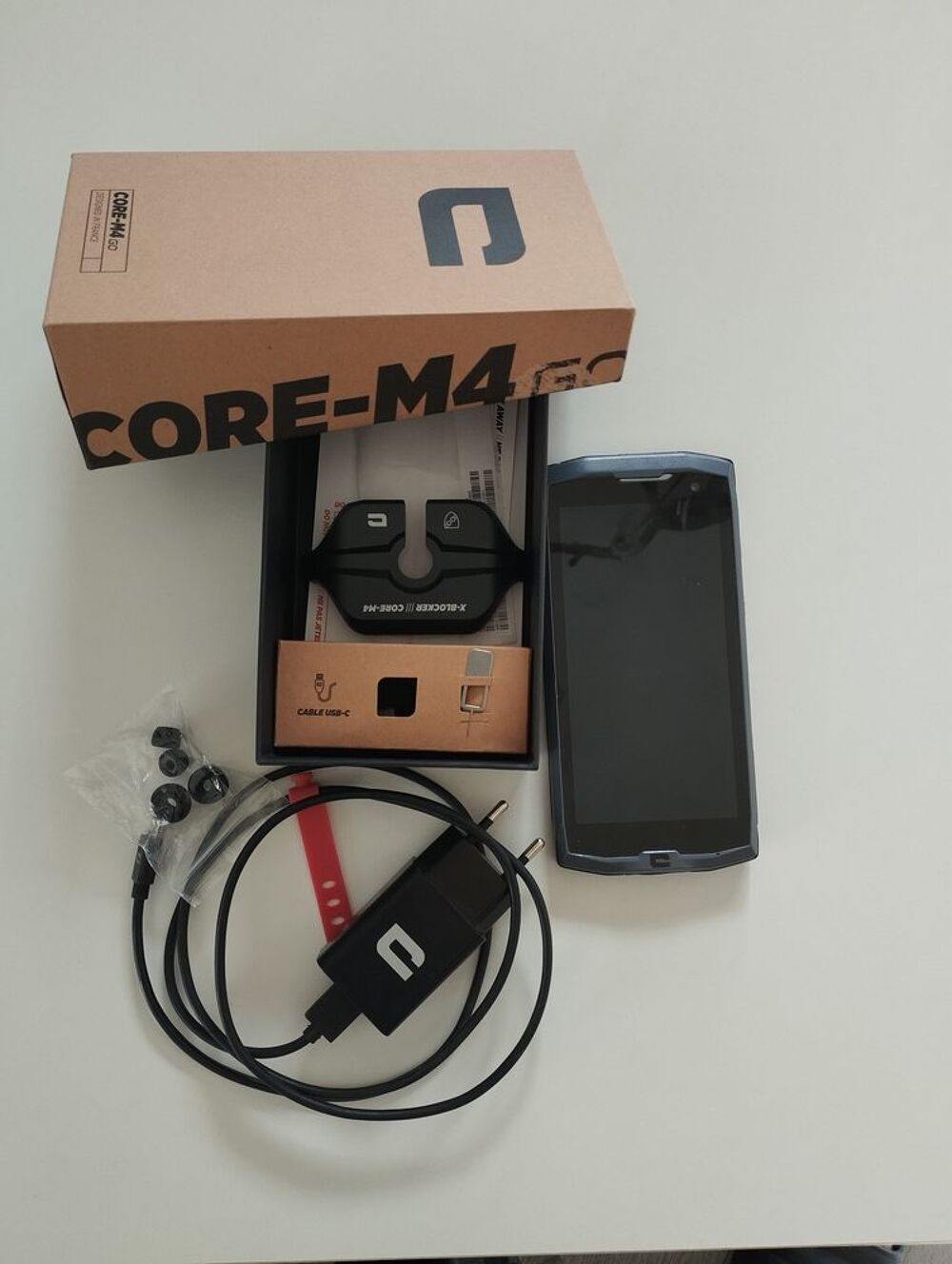 T&eacute;l&eacute;phone crosscell MTT Téléphones et tablettes