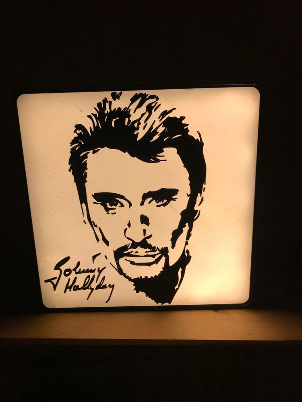 Lampe JOHNNY &eacute;clairagec leds &agrave; piles Décoration