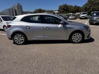 Megane IV M&eacute;gane IV Berline Blue dCi 115 - 21B Business 2021 occasion 84290 Sainte-C&eacute;cile-les-Vignes