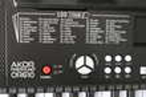 Clavier 61 touches AKOR OR610. Instruments de musique