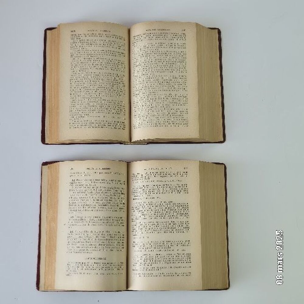 Petite encyclop&eacute;die de droit usuel Proc&egrave;s et Jugements, Leon Livres et BD
