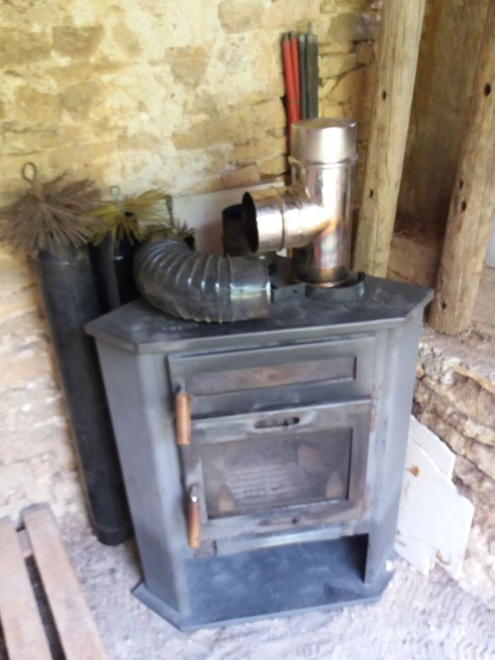 po&ecirc;le a bois d'angle Bricolage