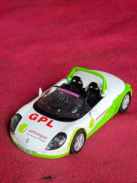 Voiture miniature spider renault du tour de france 15 Avermes (03)