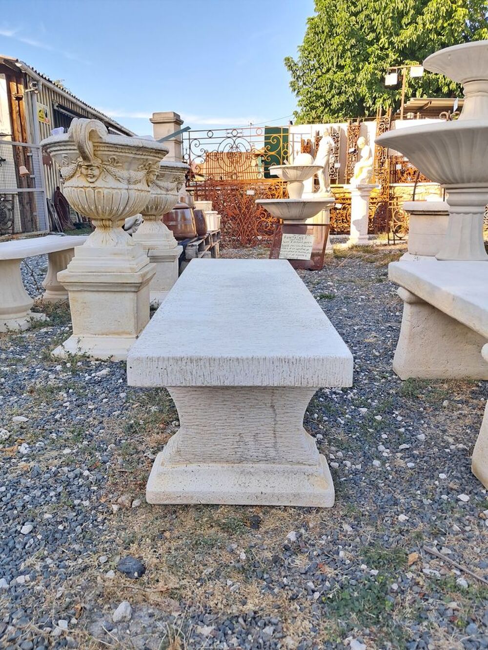 Banc en pierre reconstitu&eacute;e, F.Fran&ccedil;aise Jardin