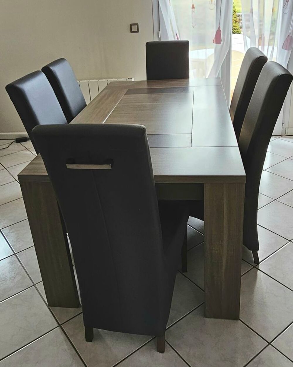 Salle &agrave; manger Meubles
