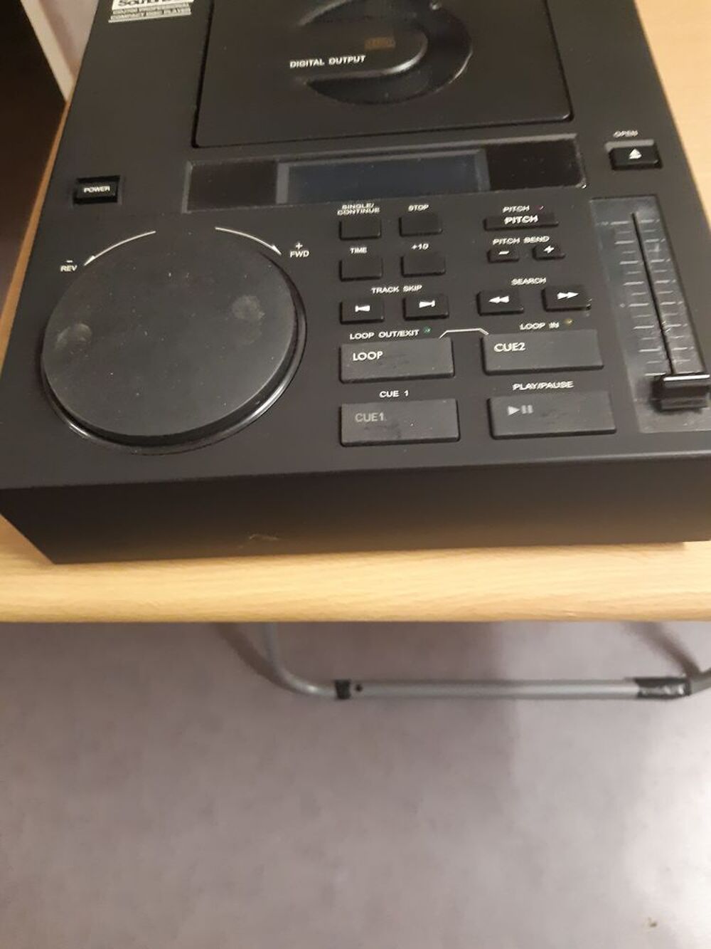 LECTEUR C D PRO ::: Audio et hifi