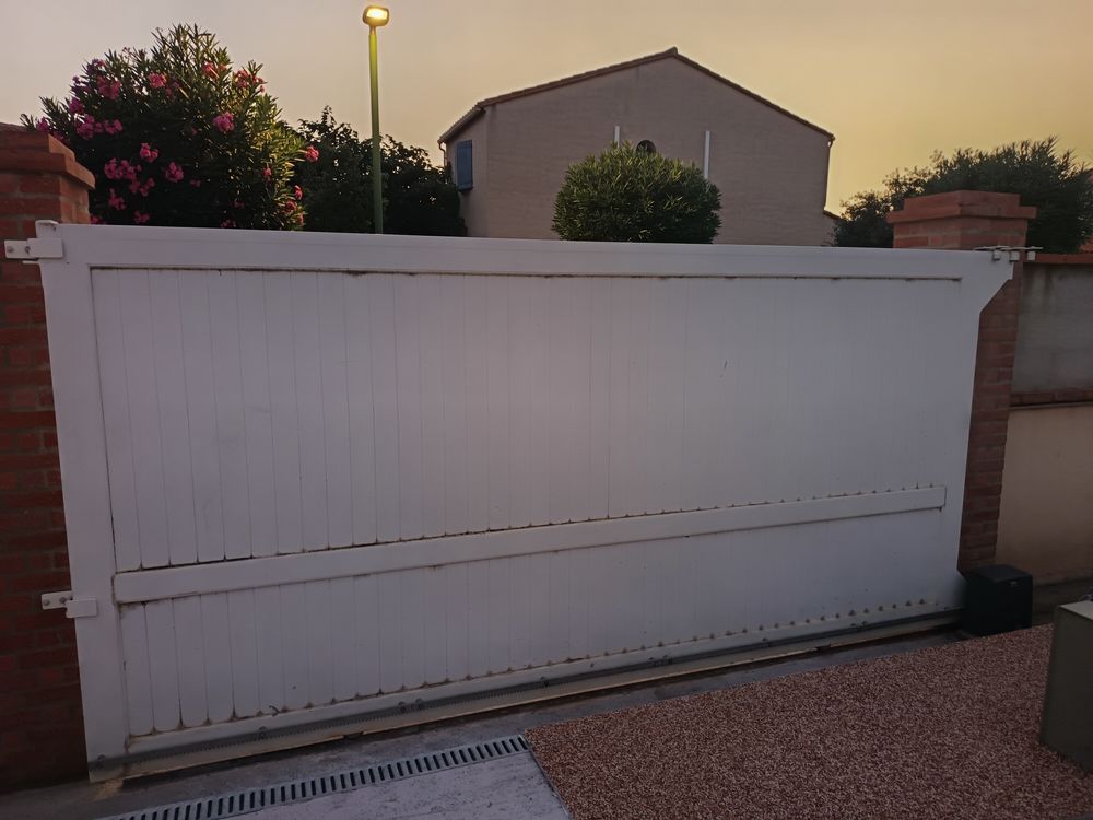 Portail aluminium coulissant Bricolage