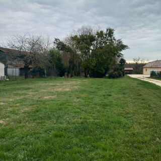  Terrain � vendre 700 m�