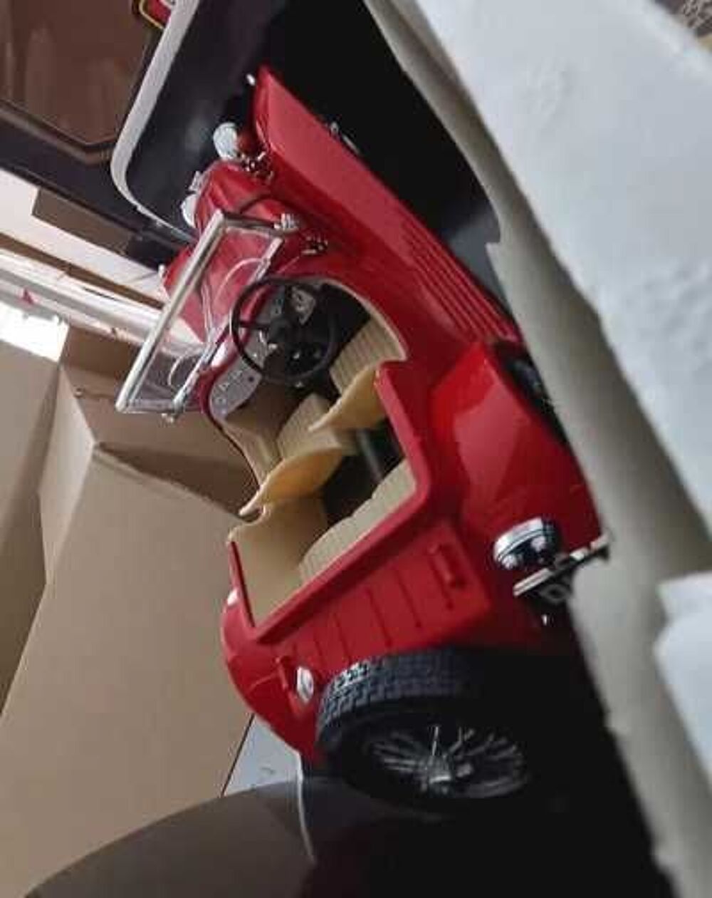 Jaguar SS100 1/18 