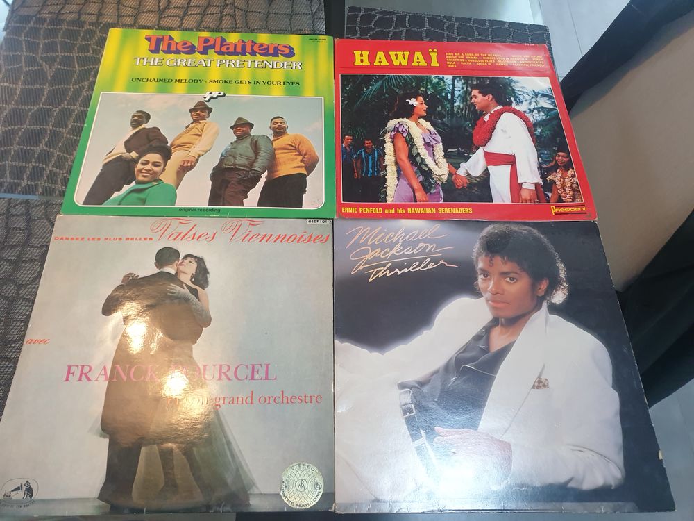 Vinyles 33 tours et 45 tours CD et vinyles