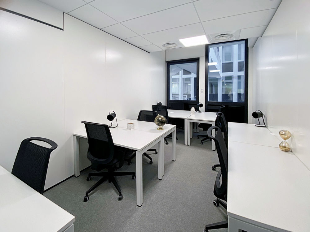   Un bureau au design remarquable pour 3 personnes à Nice, Spaces Grand Arenas Nice