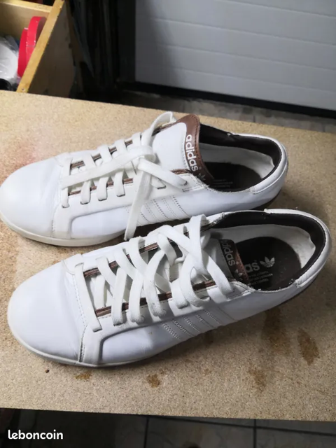 Tennis Adidas taille 41 30 Castelnau-le-Lez (34)