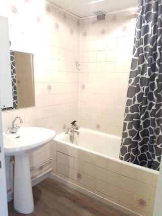  Appartement à louer 2 pièces 48 m²