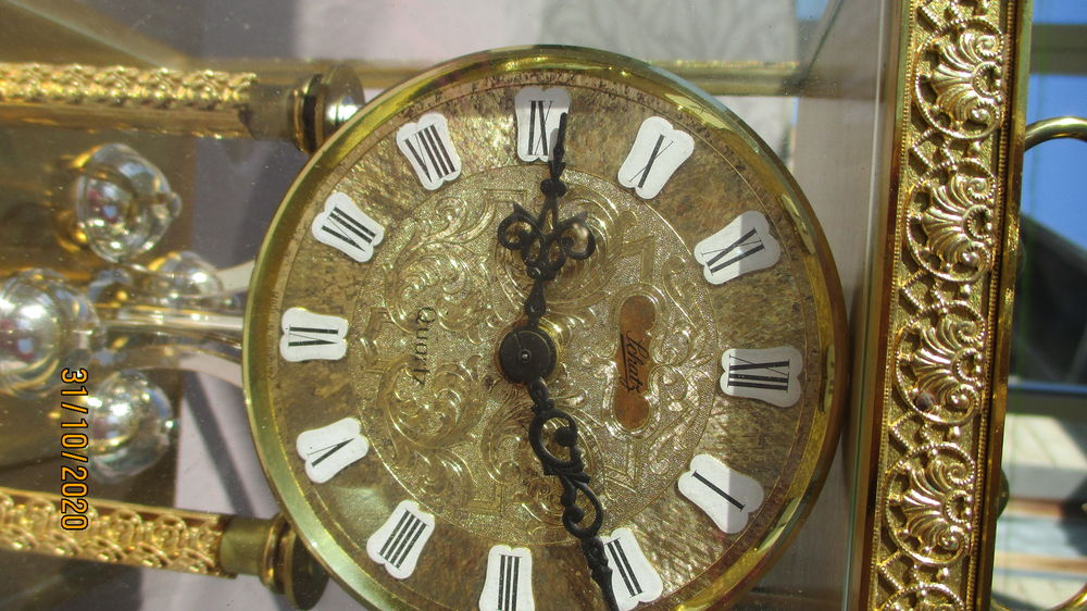 Pendule 400 jours SCHATZ "Royale" dor&eacute;e. Décoration
