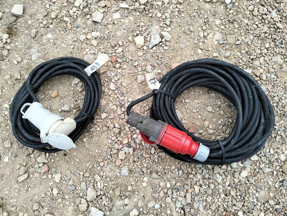 Rallonge tetrapolaire 32A 5x2.5 souple caoutchouc Bricolage