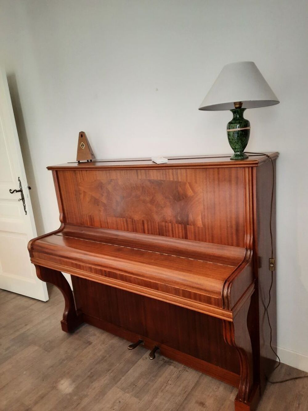piano droit merisier massif Instruments de musique