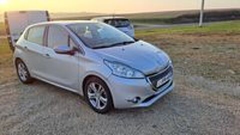 208 1.2 PureTech 82ch BVM5 Allure 2015 occasion 39380 Mont-sous-Vaudrey