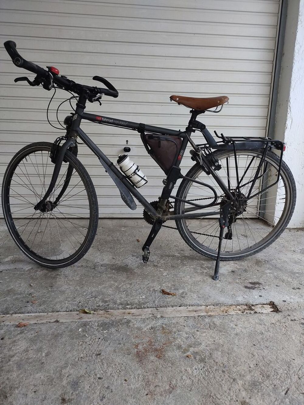 V&eacute;lo grande randonn&eacute;e VSF FAHRRAD , TX 800, 
Vélos