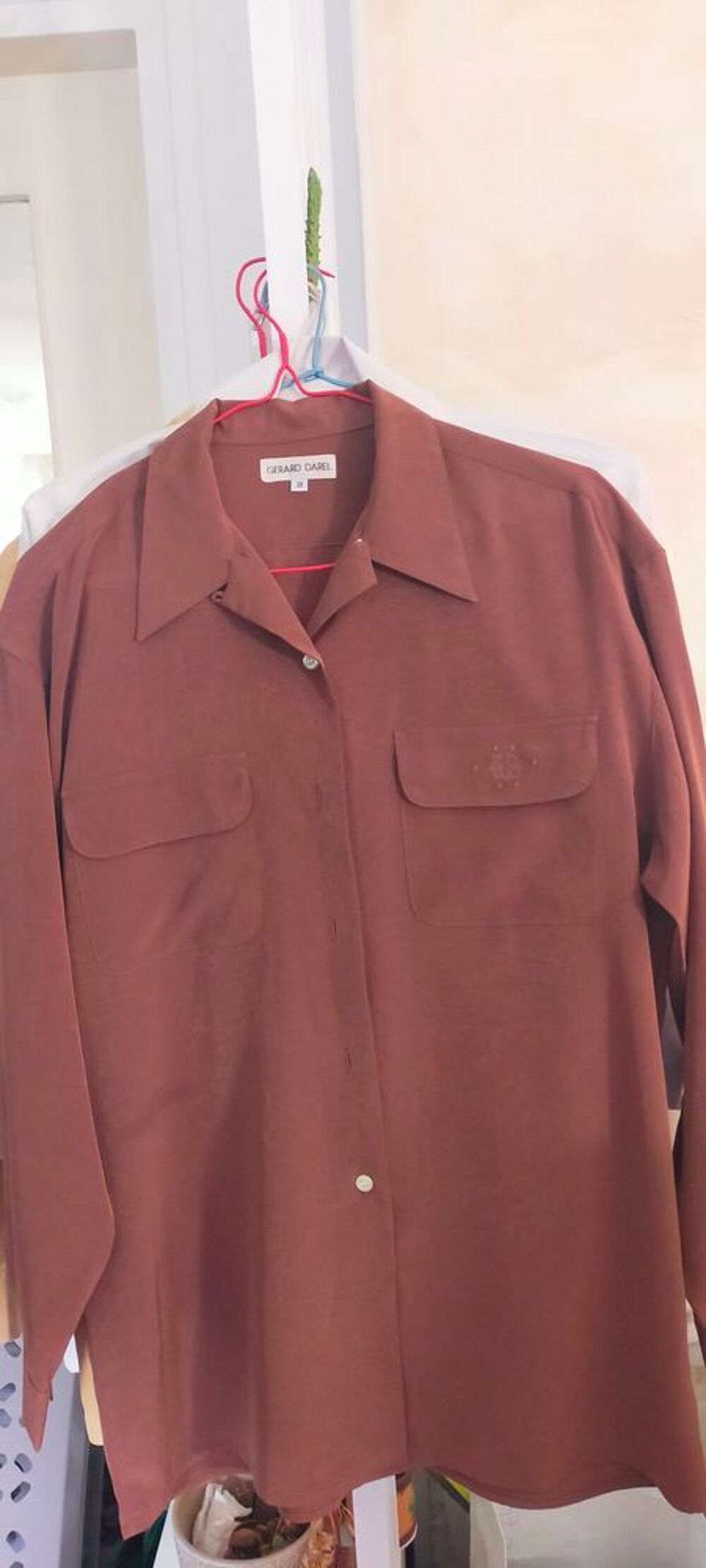 Chemise FEMME unie marron " G&eacute;rard DAREL " manches longues Vêtements