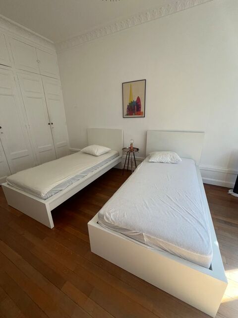 Lit MALM avec matelas  100 Annecy (74)