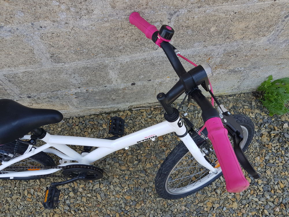 b twin 20 pouces Vélos