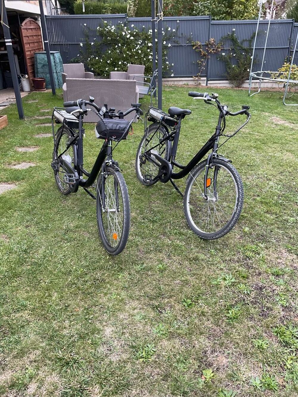 2 v&eacute;los &eacute;lectriques Vélos