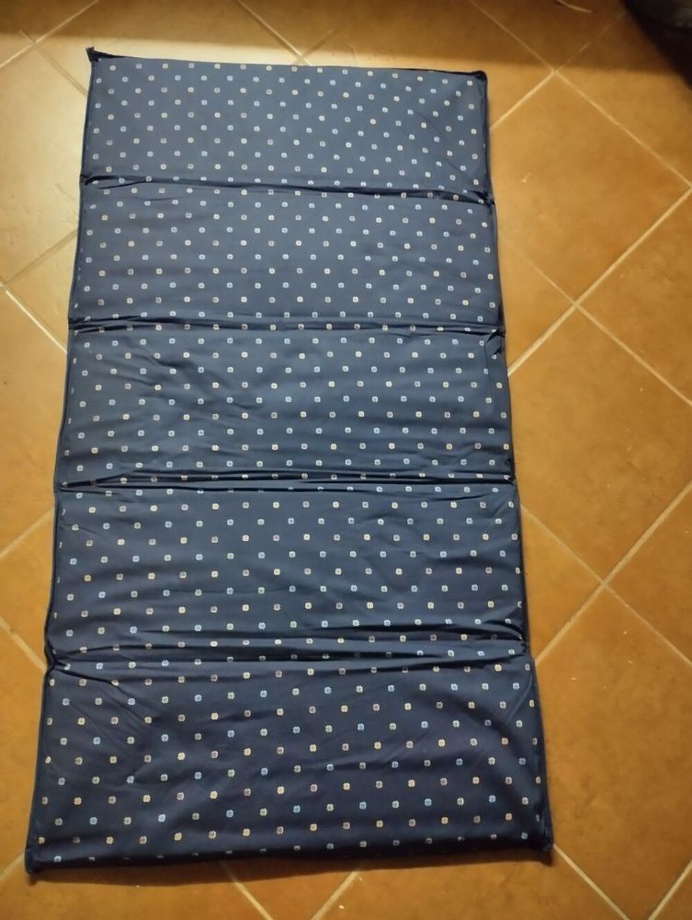 Lit b&eacute;b&eacute; enfant pliable Meubles