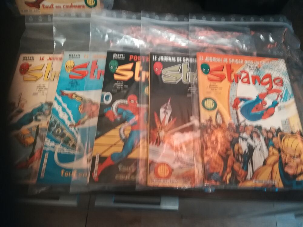 bd strange Livres et BD
