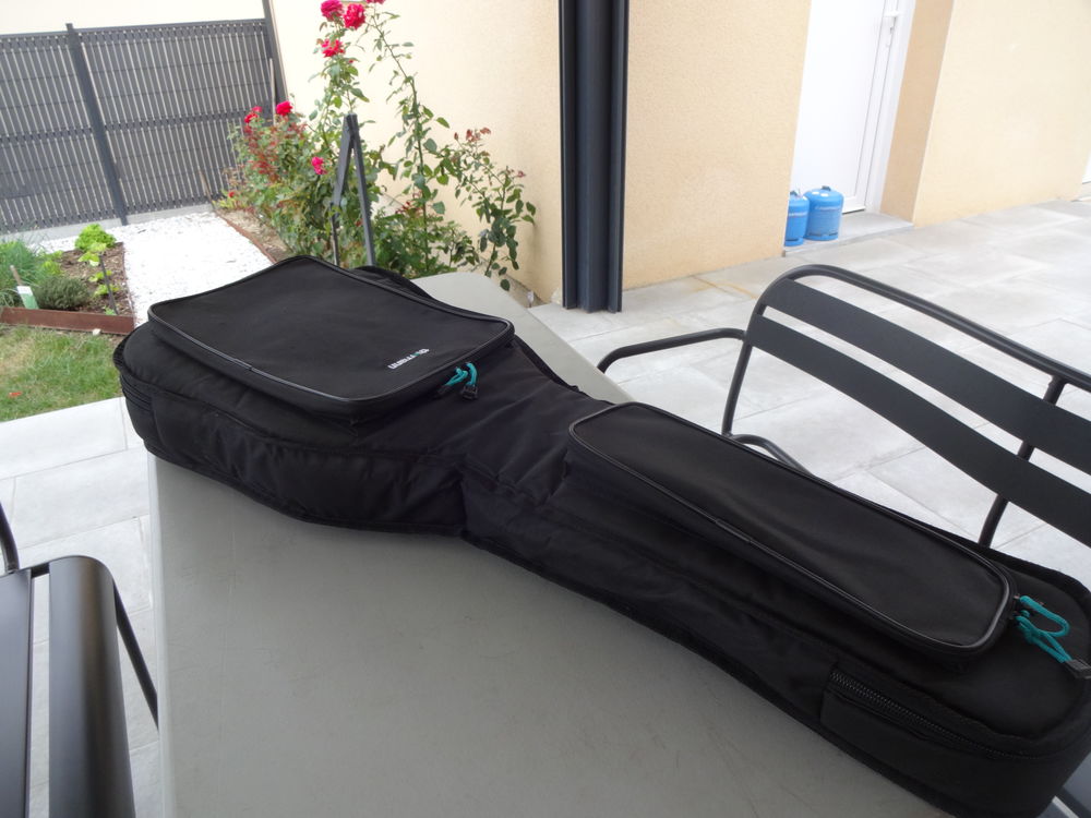 GUITARE AVE 3rd CLASSIQUE TEL / 0627473514 Instruments de musique