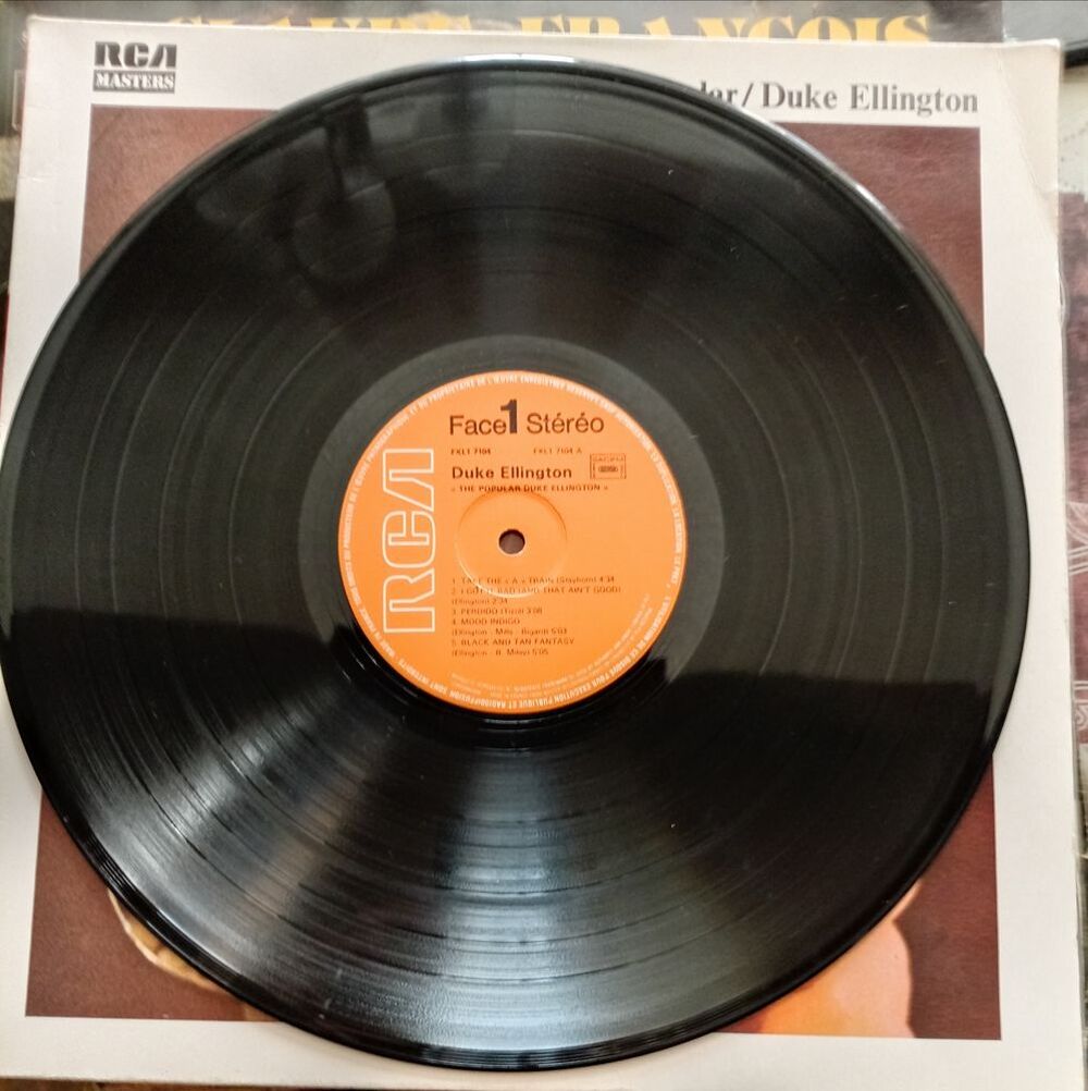 DUKE ELLINGTON / DISQUE VYNIL 33 TOURS /
CD et vinyles