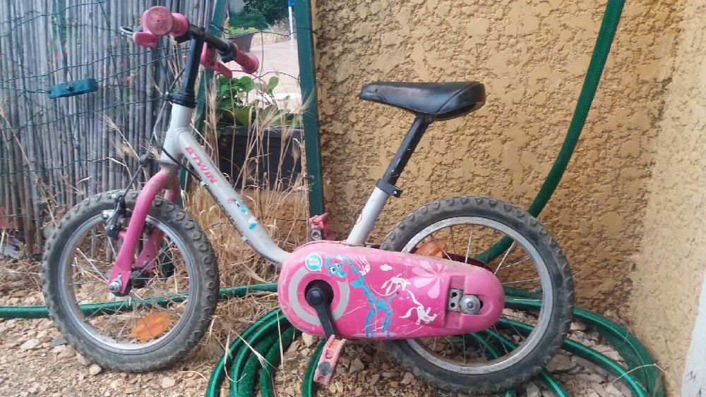 v&eacute;lo fille enfant Jeux / jouets