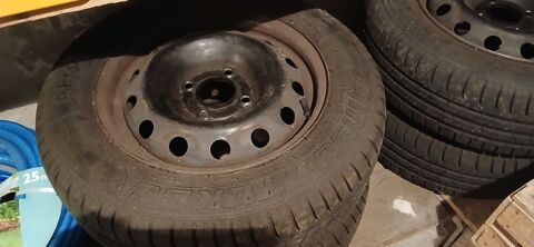 Pi&egrave;ces et &eacute;quipements Voiture Pi&egrave;ces et &eacute;quipements Voiture  occasion Saint-Cierge-sous-le-Cheylard 07160