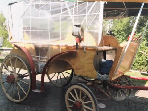 Calche cariole charette cheval 9 places facile a debacher 0 Saint-Gervais (85)