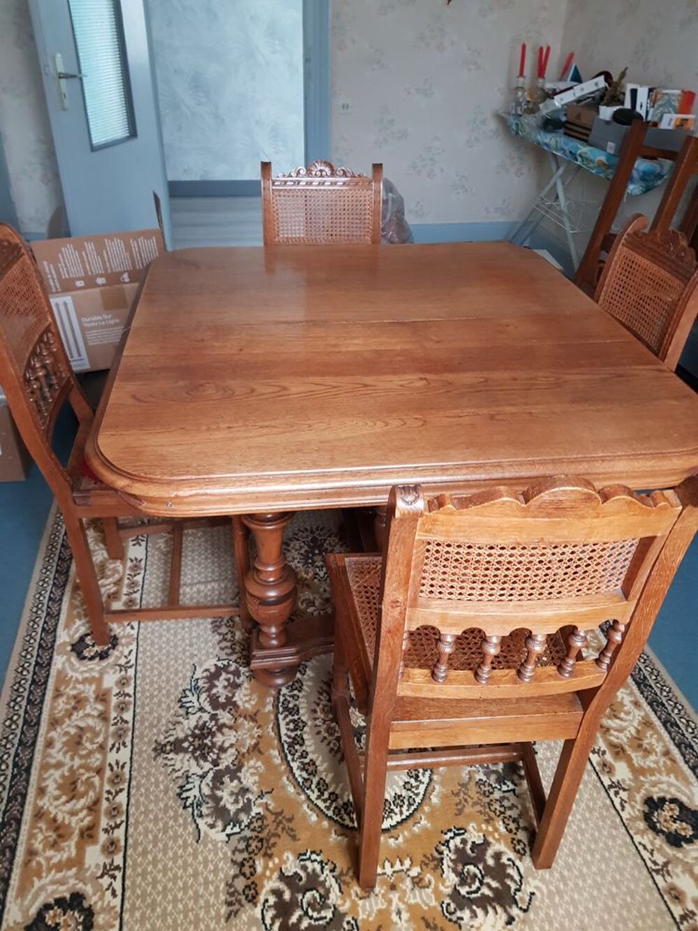 meuble ancien , &amp; table et 4 chaise Meubles