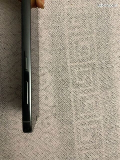 Samsung Galaxy S23 | 128 GO
400 Aix-en-Provence (13)