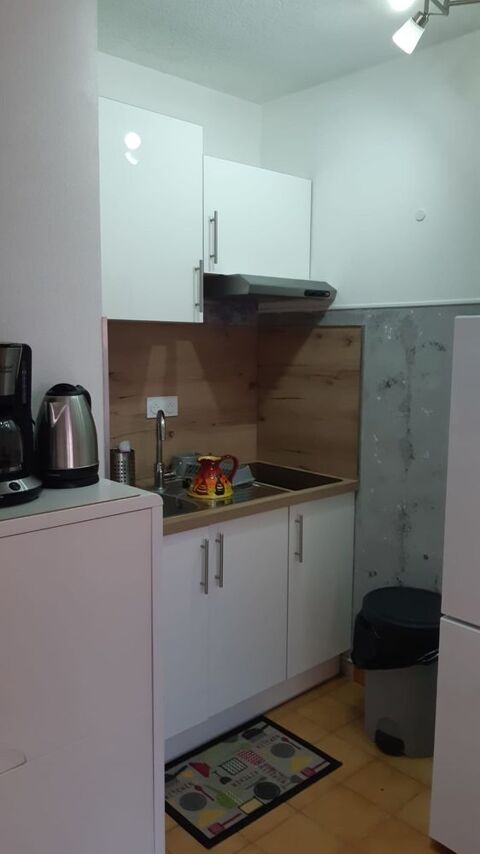  Appartement � louer 1 pi�ce 27 m� Gr�oux-les-bains