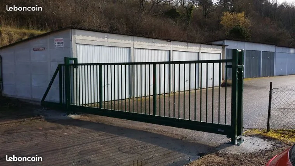 Location Parking/Garage Garages Montbard