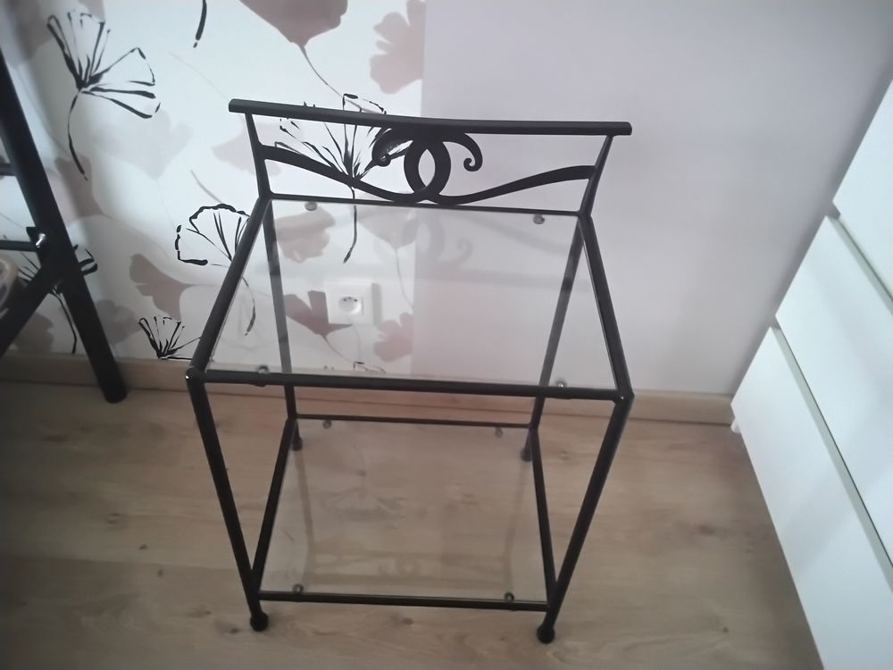 Ensemble lit 140x190 et table de nuit Meubles