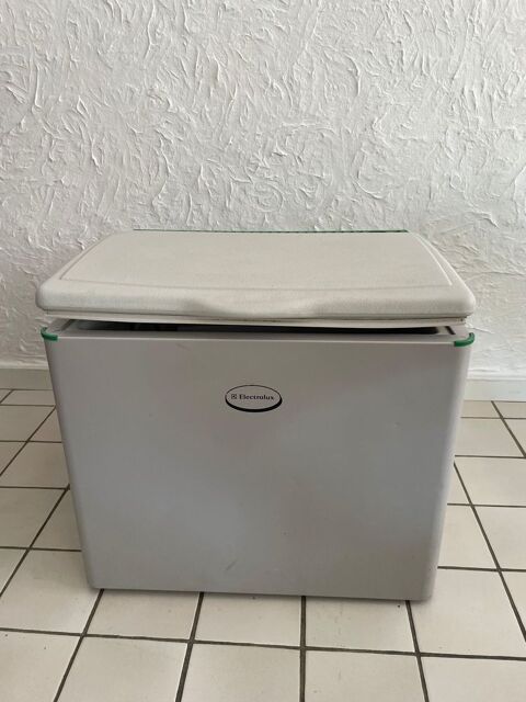 Frigidaire portable camping Electrolux
30 Saint-Etienne (42)