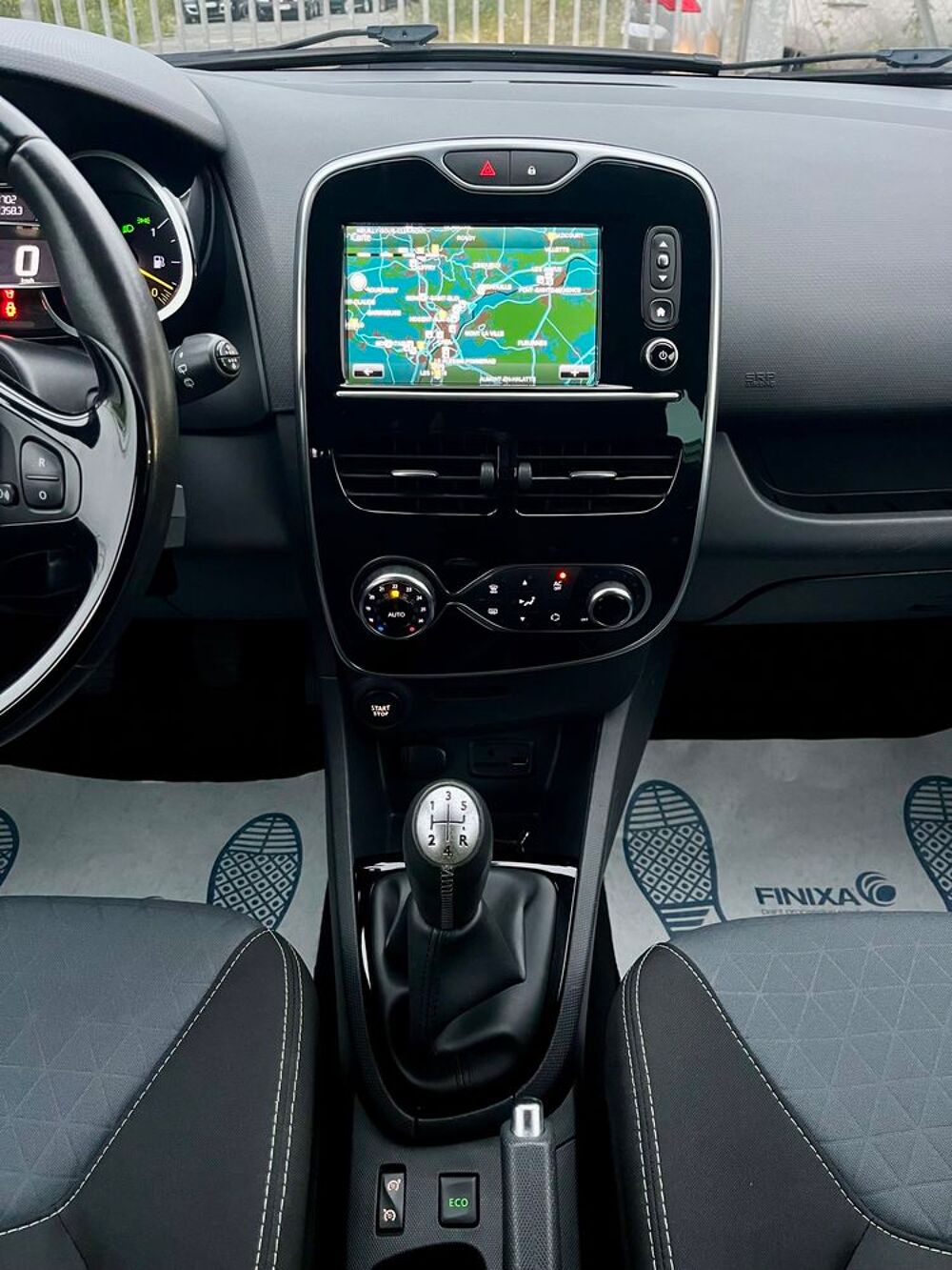 Clio IV TCe 90 Energy eco2 Intens 2015 occasion 60870 Villers-Saint-Paul