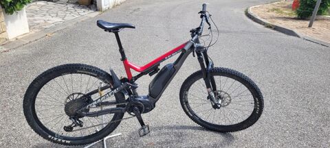 VTT VAE COMMENCAL tout suspendu
1500 Jarrie (38)