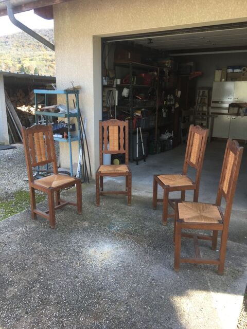 4   chaises 80 Lagnieu (01)