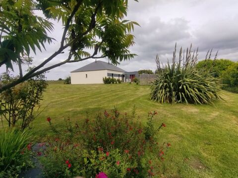   Maison contemporaine  Plain-pied - Terrain 5000M�-D�pendance Maison - 6 pi�ce(s) - 138 m�