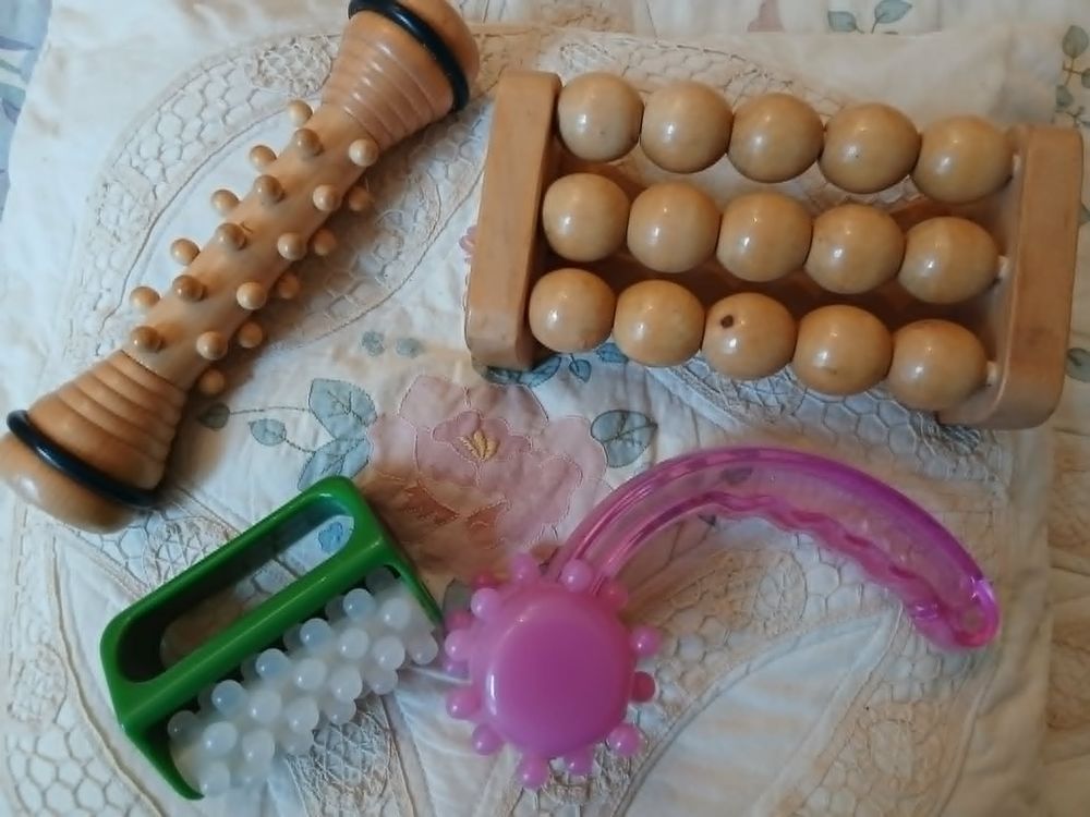  Lot de quatre appareils massage pour tout le corps N&deg;1433 Sports