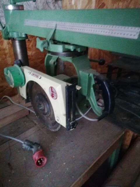 scie radiale leon flex 390 Faverges (74)