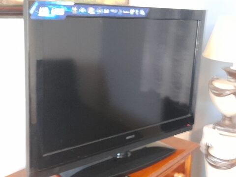 TELEVISION  32 '' 40 Le Chalard (87)